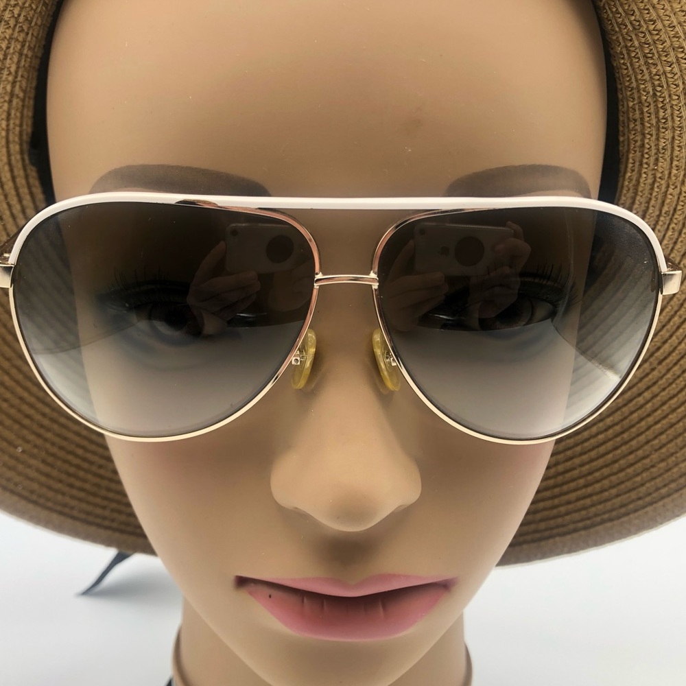 Gucci Sunglasses in white and gold